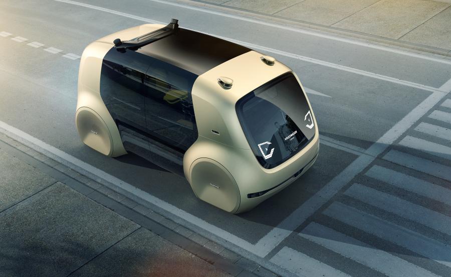  Volkswagen Sedric Сoncept 2017 года  (фото 10 из 19)